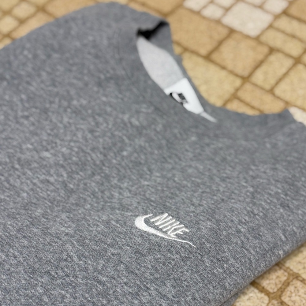 Nike Gray Crewneck Sweater Classic Design- Like New - Picture 2 of 6